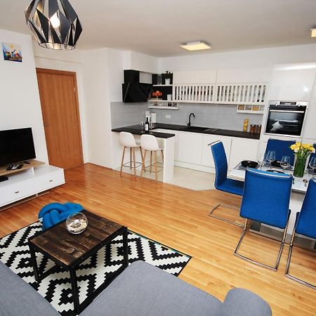 Apartman Ela Makarska Buitenkant foto